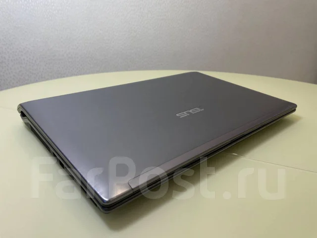 Asus N53. 15.6", ��� 4 ��, WiFi: 1, Bluetooth: 1 ����