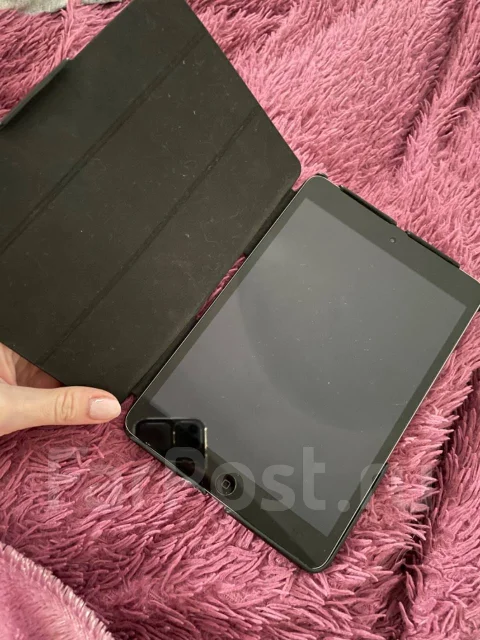 Apple iPad 2 ����