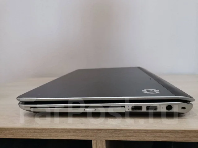 HP Envy dv6. 15.6", 2,4����, ��� 6 ��, ���� 750���, WiFi: 1, Bluetooth: 1, ����������� �� 3��. ����