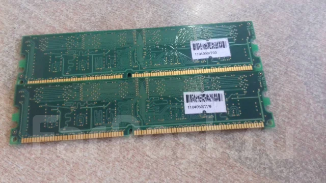 ����������� ������ Samsung KR H0511 512MB ����