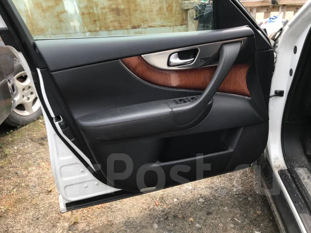 Infiniti FX37 ����