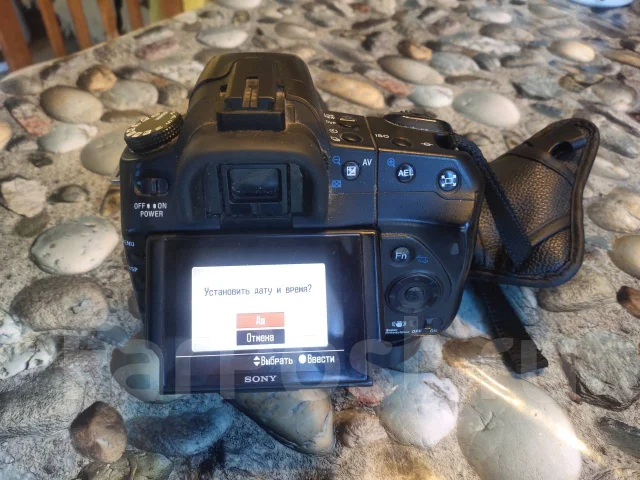 Sony Alpha DSLR-A300. 10 - 14.9 �� ����