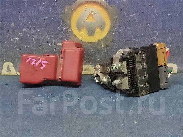 задняя часть предохранителей nissan tiida c11
