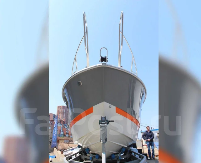 Bayliner. ����� 8,5��., ��������� ������������, 300��.�. ��� ����� �� ���������� ����