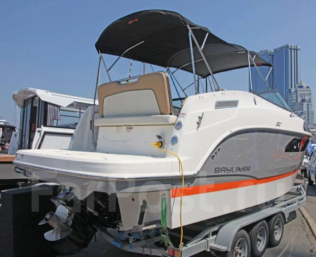 Bayliner. ����� 8,5��., ��������� ������������, 300��.�. ��� ����� �� ���������� ����