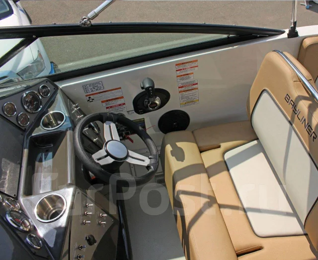 Bayliner. ����� 8,5��., ��������� ������������, 300��.�. ��� ����� �� ���������� ����