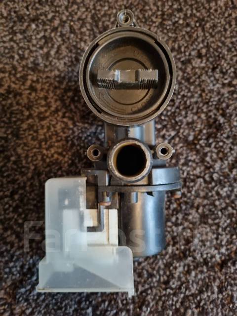 Насос к стиральной машине, б/у, в наличии. Цена: 700₽ во Владивостоке