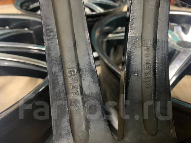 RTX Stratus. 8.5x20", 5x114.3, ET45 ����