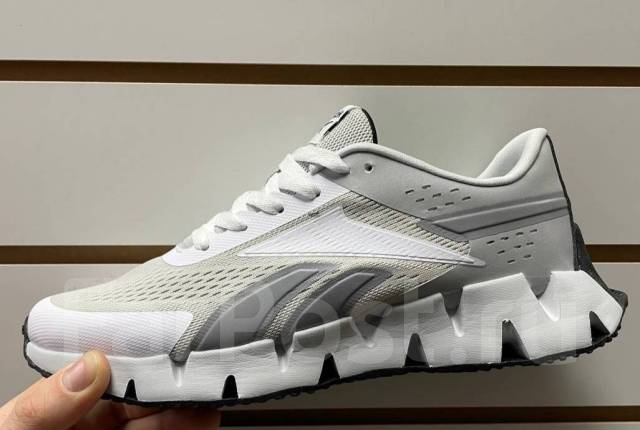 Кроссовки летние Reebok Zig Dynamica, 41, 42, 43, 44, новый, в наличии. Цена: 5 500₽ во Владивостоке