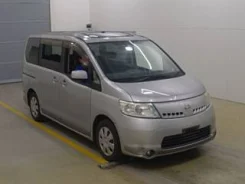 Nissan Serena. �������, ������, 2.0 (147��.�.), ������, 61����. ��, �/�, ��� ���. ��� ����� �� ������������ ����