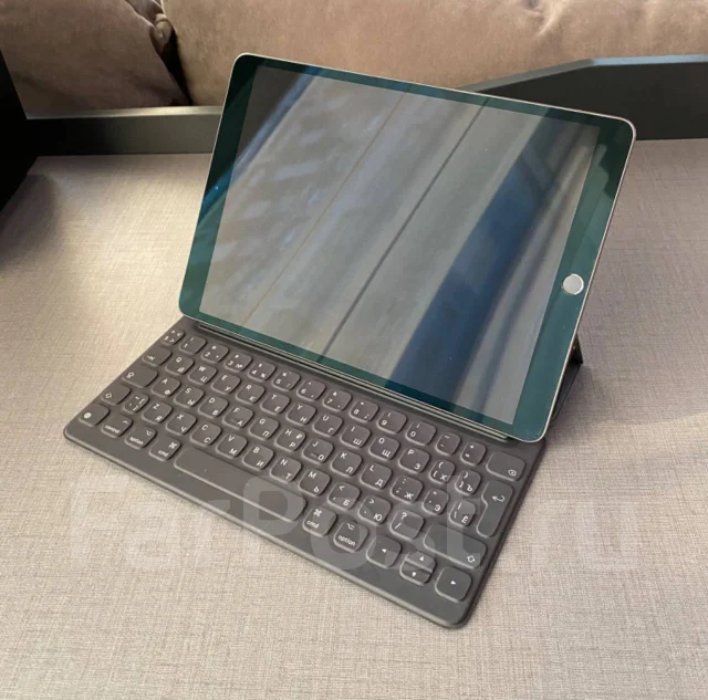 Apple iPad Air 3 ����