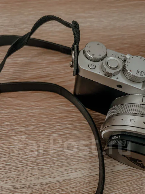 Leica D-Lux 7. 15 - 19.9 ��, ���: 3� ����