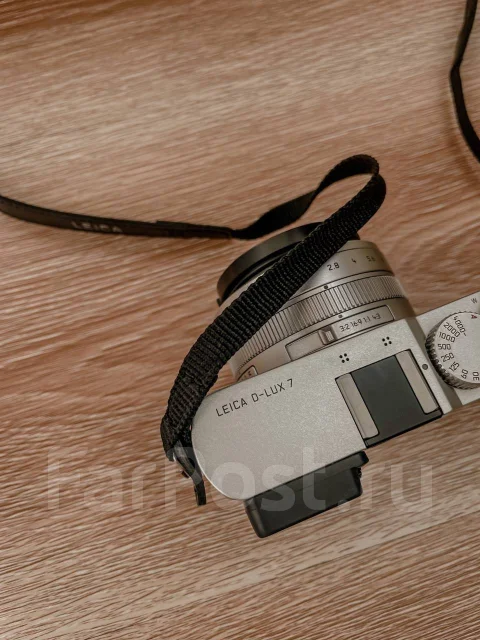 Leica D-Lux 7. 15 - 19.9 ��, ���: 3� ����