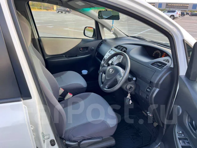 Toyota Ractis. ��������, 4wd, 1.5 (105��.�.), ������, 298 000����. �� ����