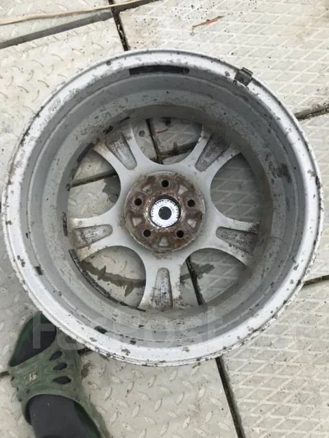 TGRACING. 7.0x16", 5x100, ET45 ����