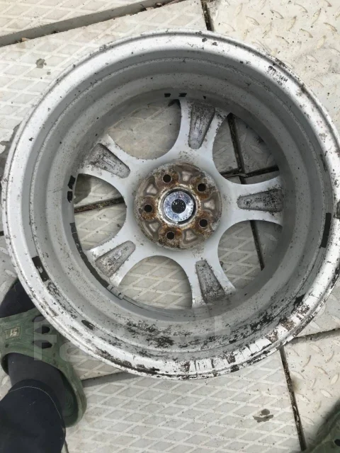 TGRACING. 7.0x16", 5x100, ET45 ����