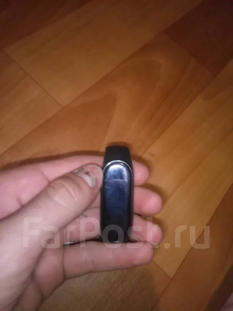 Xiaomi Mi Band 4 ����