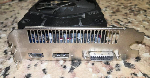 Radeon HD 7770 ����