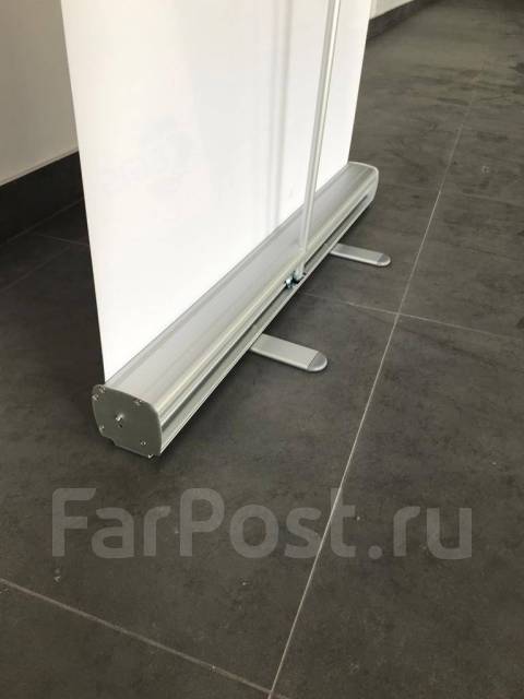 Стенд выставочный ролл-ап 85*200, б/у, в наличии. Цена: 2 500₽ в Хабаровске