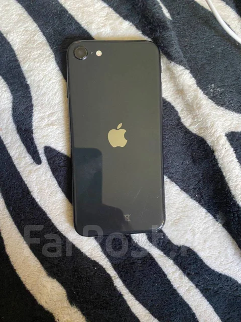 Apple iPhone SE 2020. �/�, ������, 4G LTE ����