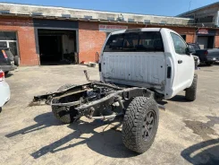 Toyota Tundra. 5TFKV52188X002837 ����