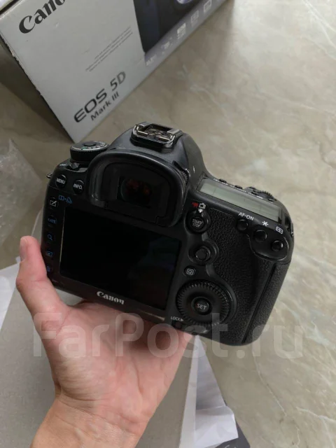Canon EOS 5D Mark III Body ����
