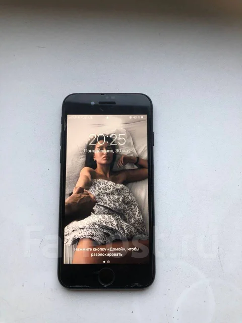 Apple iPhone 7. �/�, ������, 4G LTE ����