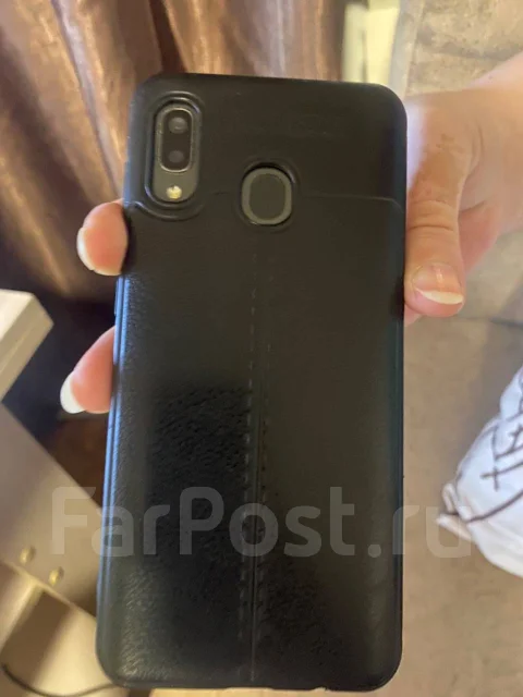 Samsung Galaxy A20. �/�, ������, 3G, 4G LTE, Dual-SIM, NFC ����