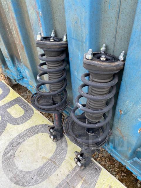 Стойка тойота харриер. Тойота харриер передняя стойка. Задние стойки toyota harrier линькс. Тойота харриер gr. Стойки на тойота харриер 1996 задние.