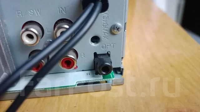 Pioneer Carrozzeria DVH-570 ����
