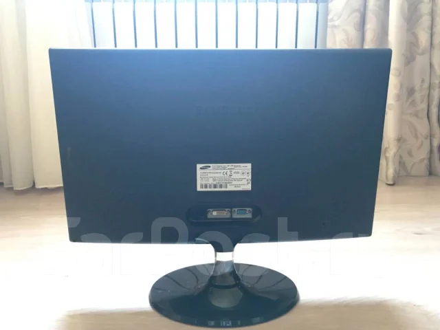 Samsung. 24" ����