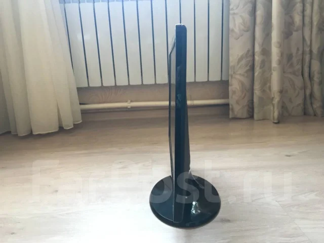 Samsung. 24" ����