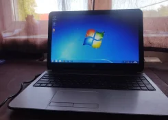 HP 15-ra068ur. 15.6", 2,2����, ��� 2048 ��, ���� 500���, WiFi, Bluetooth, ����������� �� 1��. ����