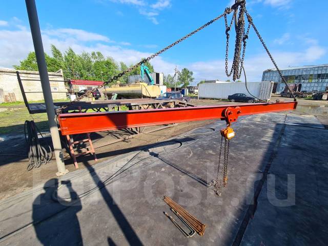 Балка с кареткой и талью, б/у, в наличии. Цена: 25 000₽ в Находке