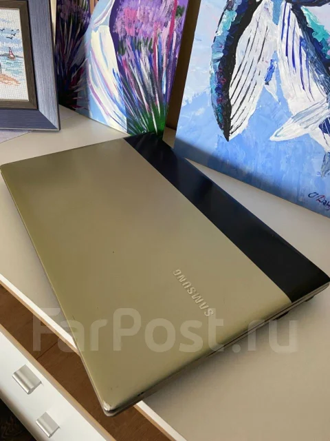 Samsung RV520. 15.6", WiFi: 1, Bluetooth: 1 ����