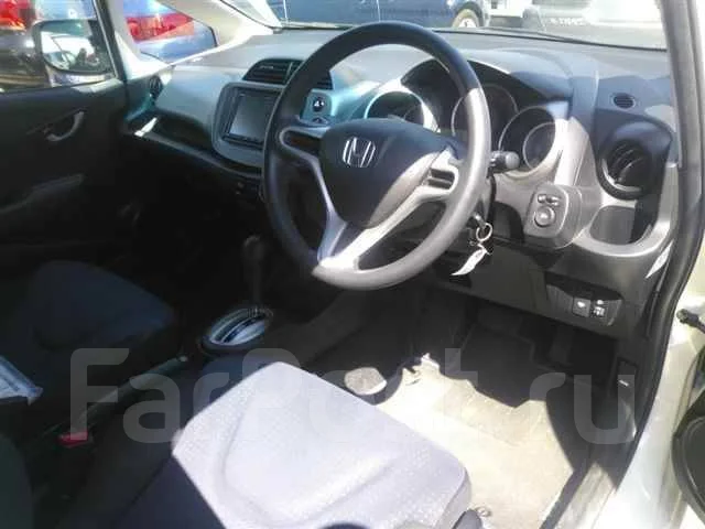 Honda Fit. ��������, ��������, 1.3 (100��.�.), ������, 68����. ��, �/�, ��� ���. ��� ����� �� ������������ ����