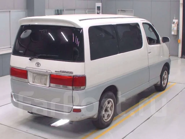 Toyota Hiace Regius. �������, 4wd, 3.0 (130��.�.), ������, 133����. ��, �/�, ��� ���. ��� ����� �� ������� ����
