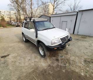 Suzuki escudo td11w