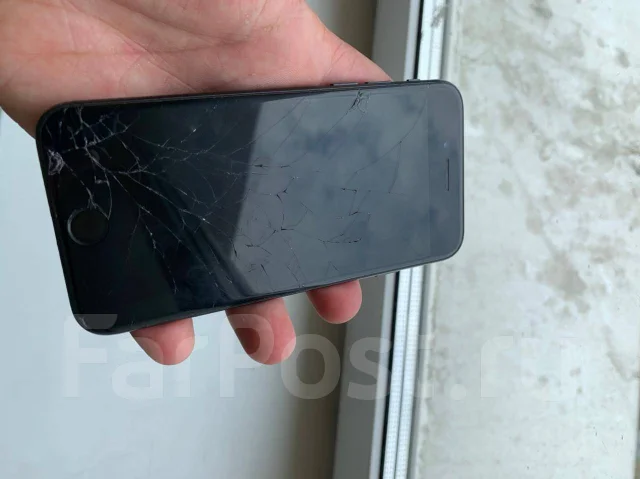 Apple iPhone 7. �/�, ������, 4G LTE ����