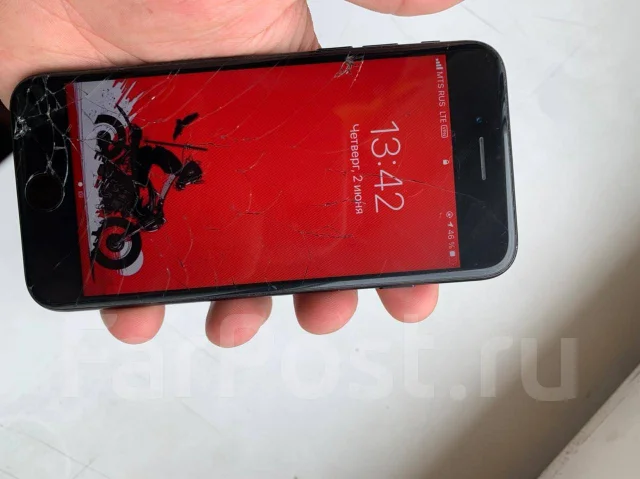 Apple iPhone 7. �/�, ������, 4G LTE ����