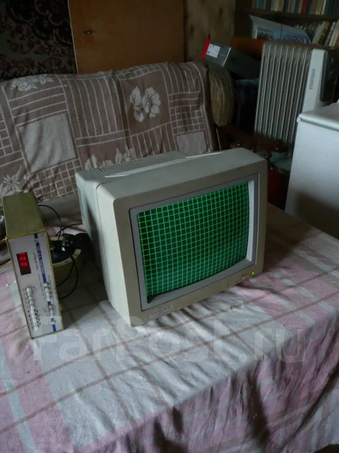 ViewSonic. 10", ���������� ��� (CRT) ����