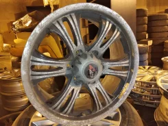 4Go. x18", 6x139.7, ET20, �� 106,2���. ����