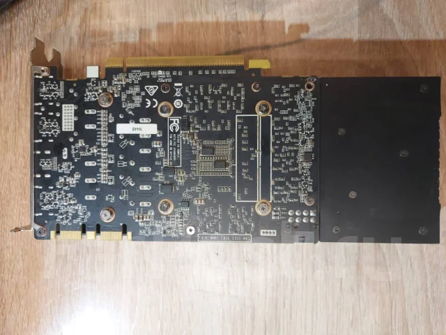 GeForce GTX 1070 ����