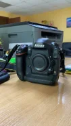 Nikon D4 ����