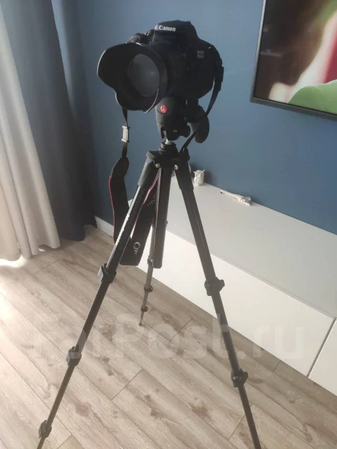 Canon EOS 700D ����