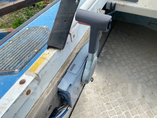 ����-�. 1995 ���, ����� 5,5��., ��������� ���������, 115��.�., ������ ����