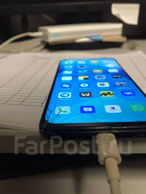 Honor View 20. �/�, ������, 4G LTE, 5G, Dual-SIM, ����������, NFC ����