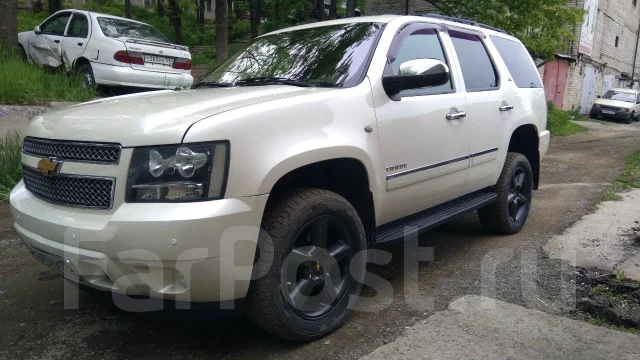 Chevrolet Tahoe. �������, 4wd, 5.3 (325��.�.), ������, 200 000����. �� ����