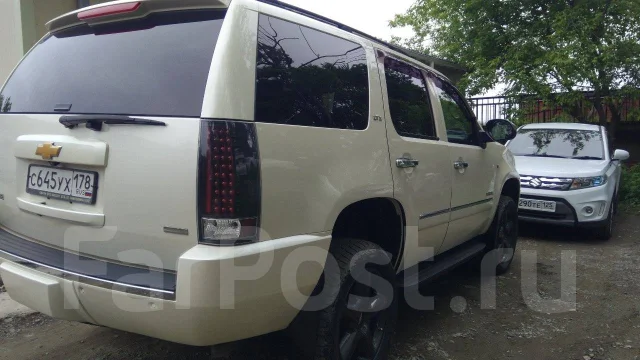 Chevrolet Tahoe. �������, 4wd, 5.3 (325��.�.), ������, 200 000����. �� ����