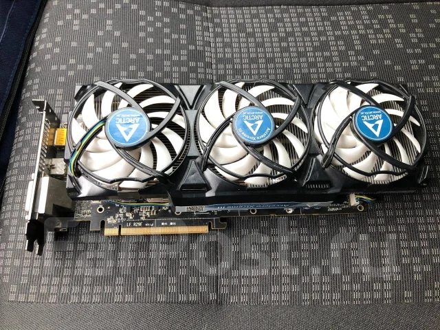 Radeon RX 570 ����